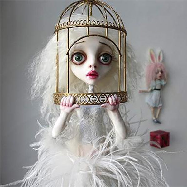 Artist Interview: Sheri DeBow