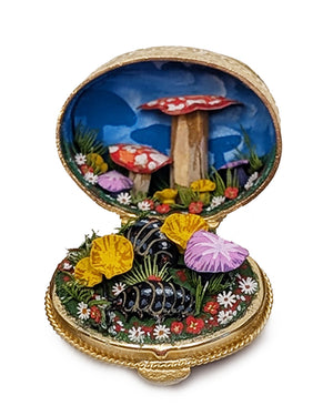 Pill Bug Box, Swirl