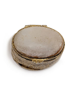 Pill Bug Box, White