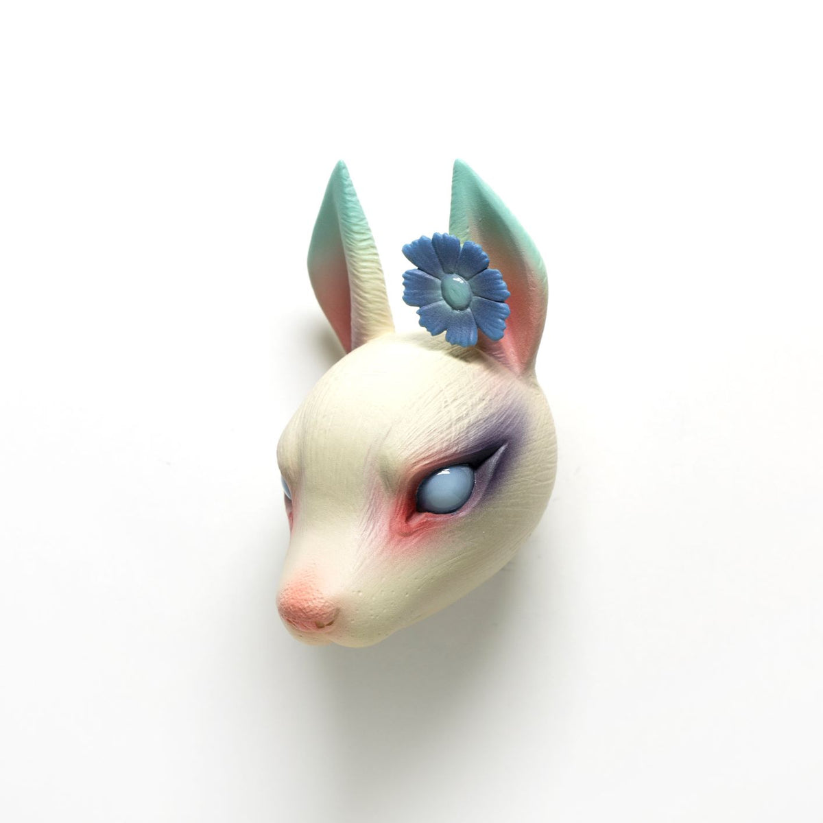 Chikkoi Warrior Off White with Flower