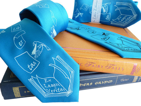 In Libris Libtertas Tie